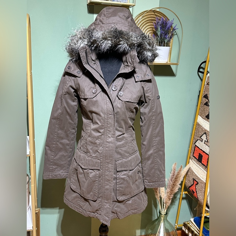 ESPRIT Hooded Winter Coat